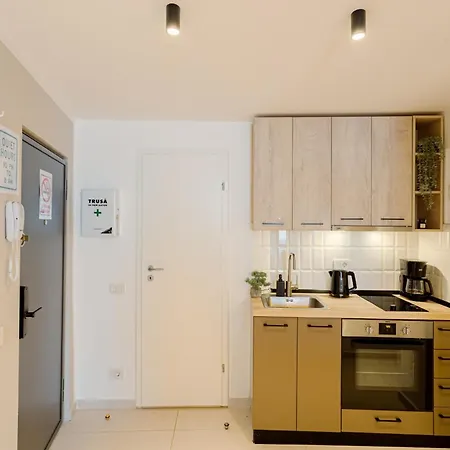 Heart Of The - Modern Comfort *