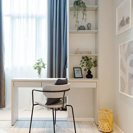 Heart Of The - Modern Comfort Апартаменты Бухарест