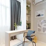 Heart Of The - Modern Comfort *